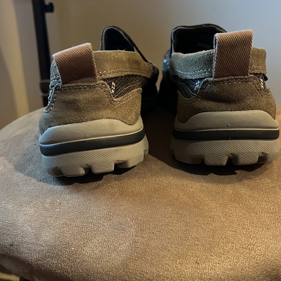 SKETCHERS Men’s Slip On Shoes - Picture 3 of 6